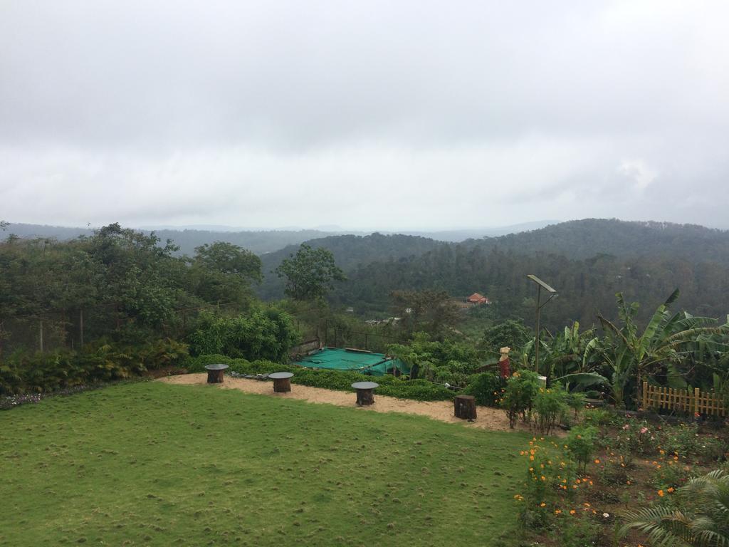 Leisure Vacations Heavenly Hills Villa 마디케리 외부 사진