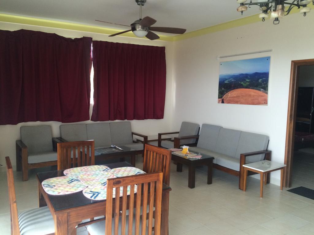 Leisure Vacations Heavenly Hills Villa 마디케리 외부 사진